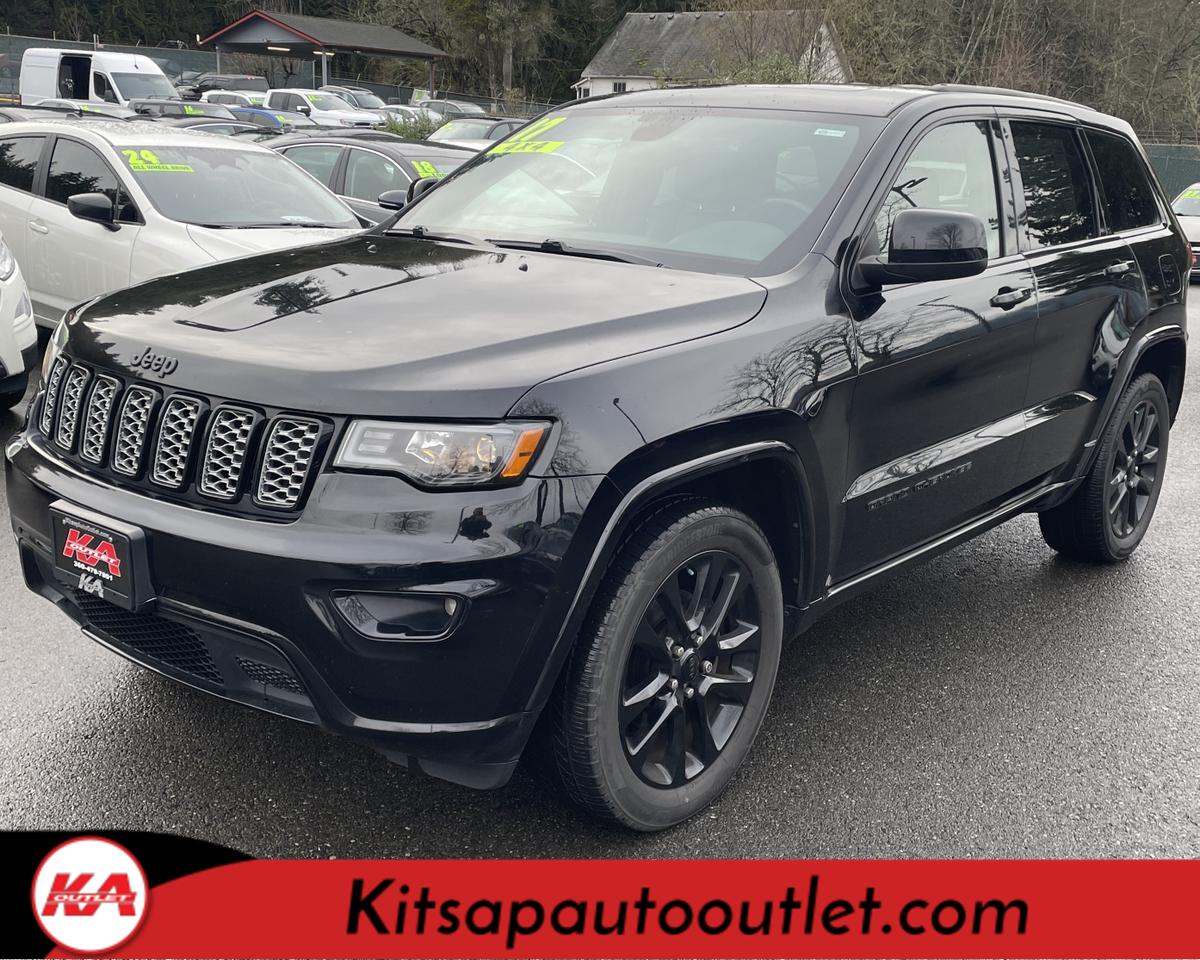 2017 Jeep Grand Cherokee Altitude's photo