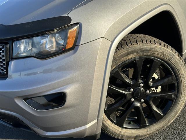 2017 Jeep Grand Cherokee Altitude