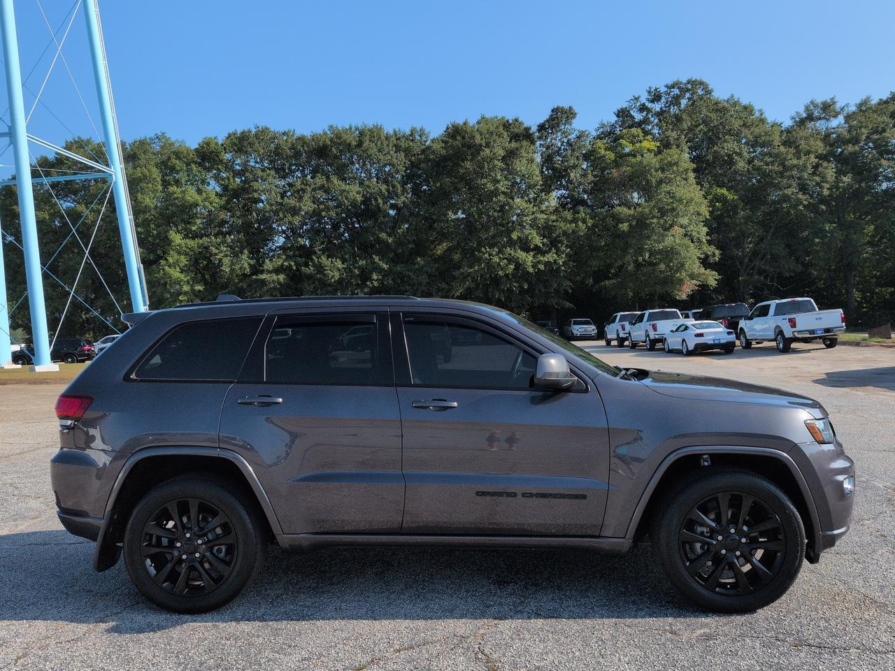 2017 Jeep Grand Cherokee Altitude