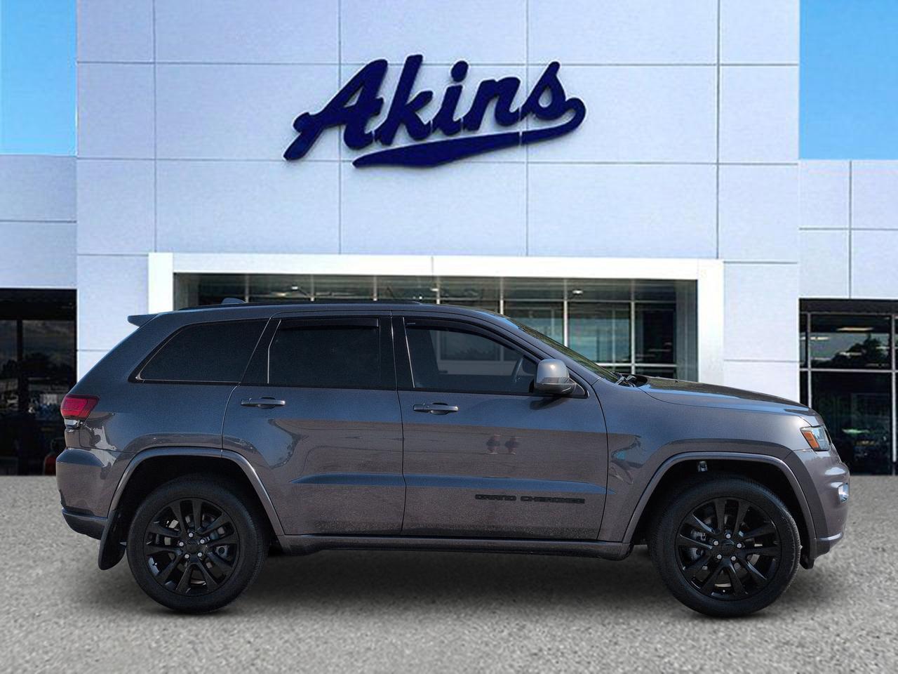 2017 Jeep Grand Cherokee Altitude