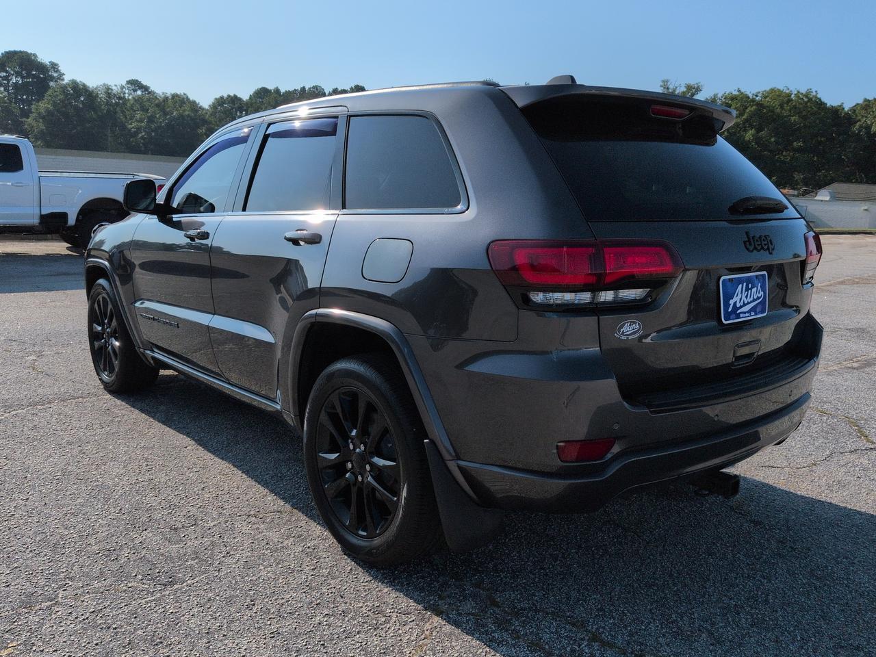 2017 Jeep Grand Cherokee Altitude Winder GA