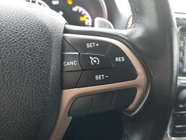 2017 Jeep Grand Cherokee Laredo West Burlington IA