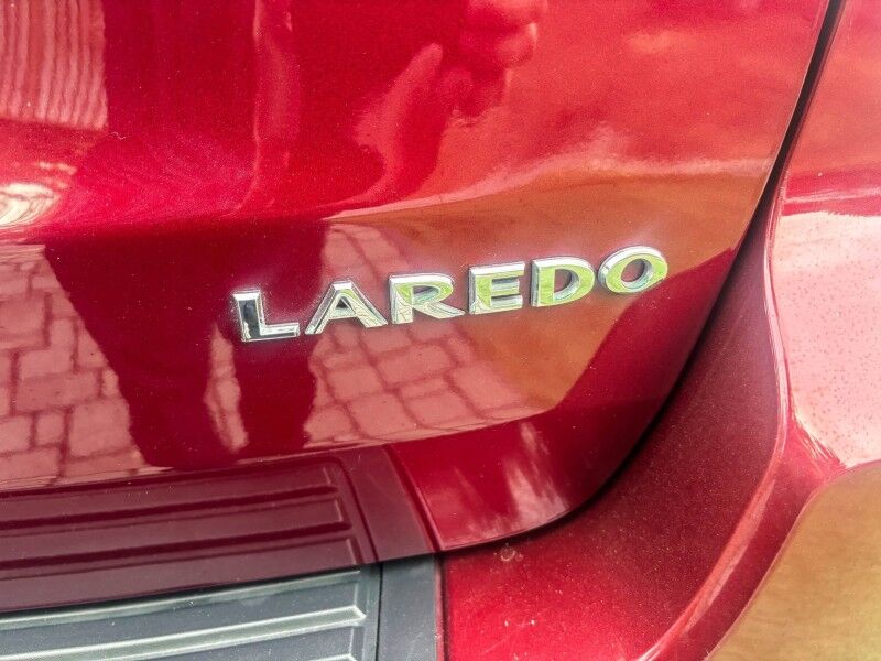 2017 Jeep Grand Cherokee Laredo Wilmington NC