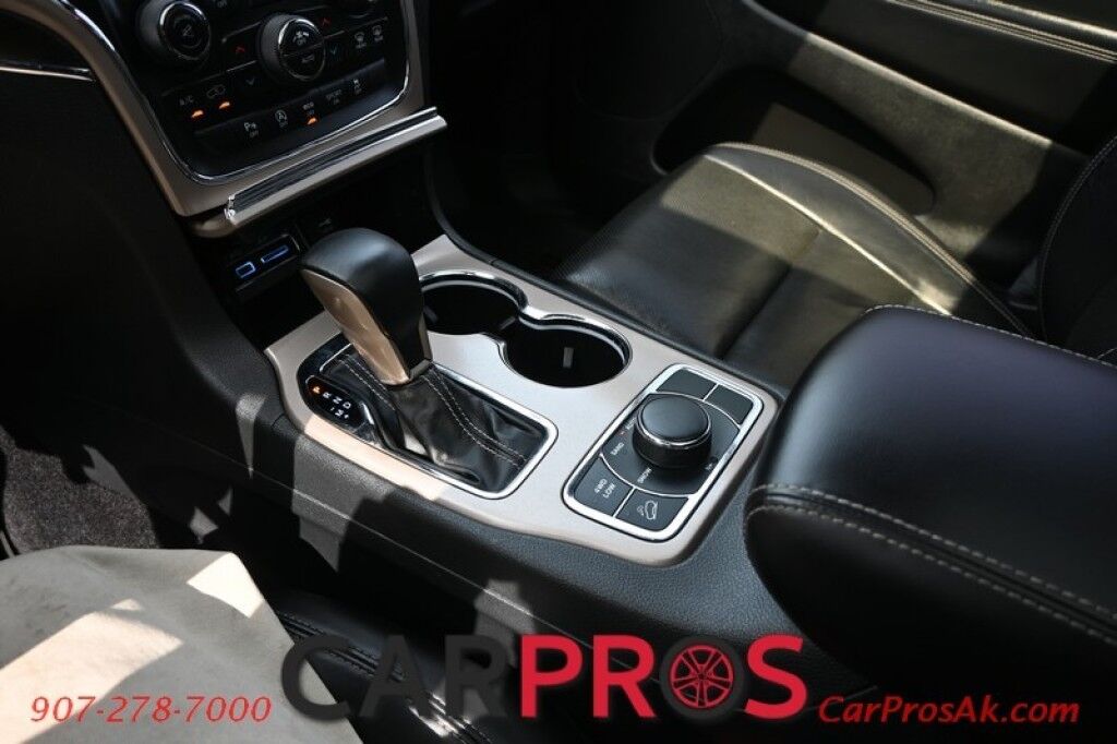 2017 Jeep Grand Cherokee Limited - 4x4 - Luxury Group II - Auto Start - Heated & Cooled Leather Memory Seats - Heated Steering Wheel - 2nd Row Heated Seats - Moonroof - Blind Spot Alert - Power Liftgate - Reverse Camera - Block Heater- 1-Owner Anchorage AK