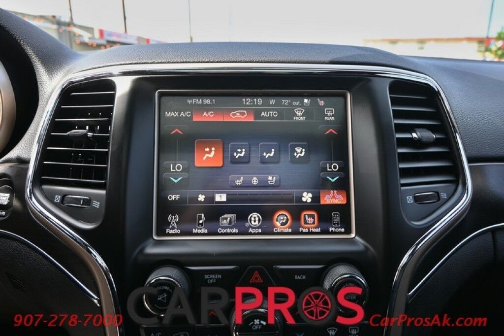 2017 Jeep Grand Cherokee Limited - 4x4 - Luxury Group II - Auto Start - Heated & Cooled Leather Memory Seats - Heated Steering Wheel - 2nd Row Heated Seats - Moonroof - Blind Spot Alert - Power Liftgate - Reverse Camera - Block Heater- 1-Owner Anchorage AK