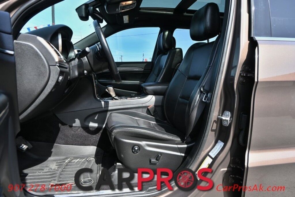 2017 Jeep Grand Cherokee Limited - 4x4 - Luxury Group II - Auto Start - Heated & Cooled Leather Memory Seats - Heated Steering Wheel - 2nd Row Heated Seats - Moonroof - Blind Spot Alert - Power Liftgate - Reverse Camera - Block Heater- 1-Owner Anchorage AK