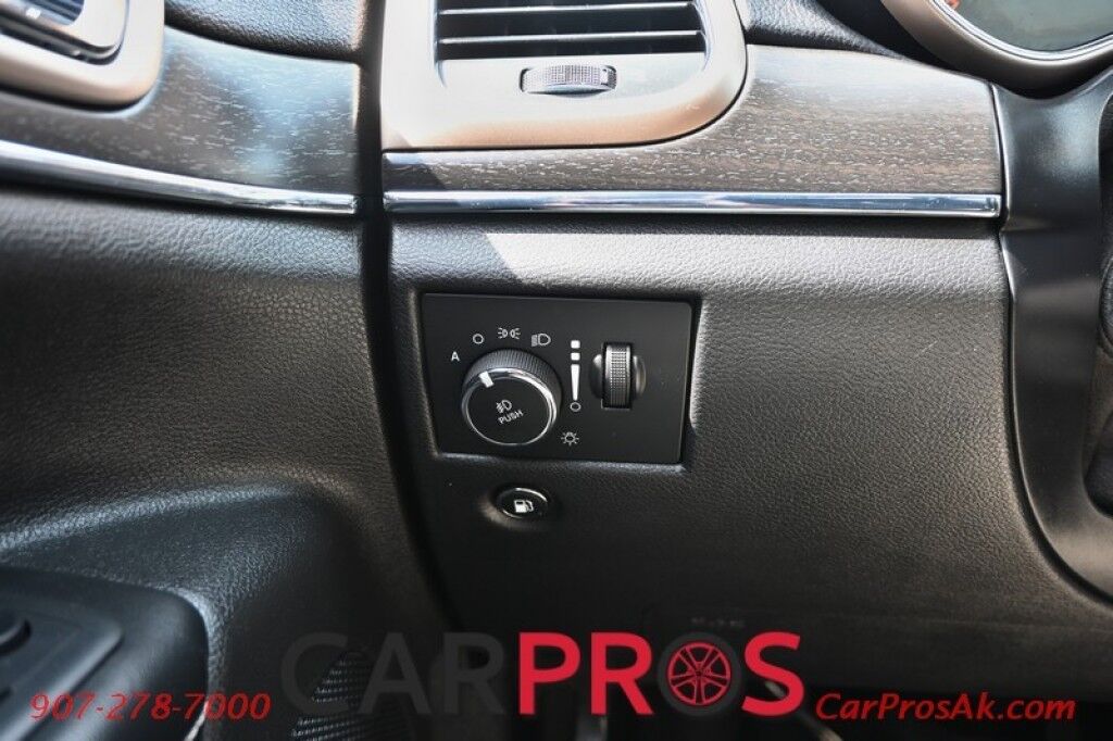 2017 Jeep Grand Cherokee Limited - 4x4 - Luxury Group II - Auto Start - Heated & Cooled Leather Memory Seats - Heated Steering Wheel - 2nd Row Heated Seats - Moonroof - Blind Spot Alert - Power Liftgate - Reverse Camera - Block Heater- 1-Owner Anchorage AK