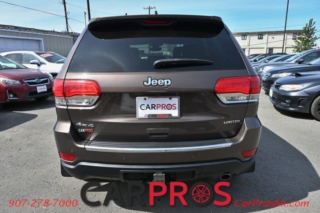 2017 Jeep Grand Cherokee Limited - 4x4 - Luxury Group II - Auto Start - Heated & Cooled Leather Memory Seats - Heated Steering Wheel - 2nd Row Heated Seats - Moonroof - Blind Spot Alert - Power Liftgate - Reverse Camera - Block Heater- 1-Owner Anchorage AK