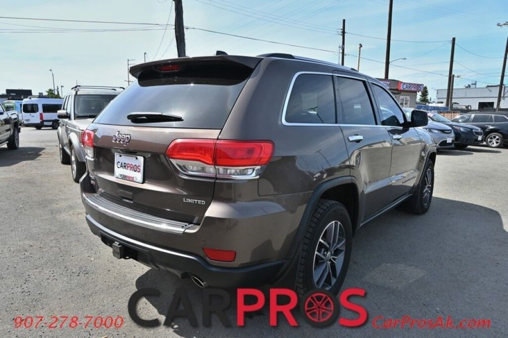 2017 Jeep Grand Cherokee Limited - 4x4 - Luxury Group II - Auto Start - Heated & Cooled Leather Memory Seats - Heated Steering Wheel - 2nd Row Heated Seats - Moonroof - Blind Spot Alert - Power Liftgate - Reverse Camera - Block Heater- 1-Owner Anchorage AK