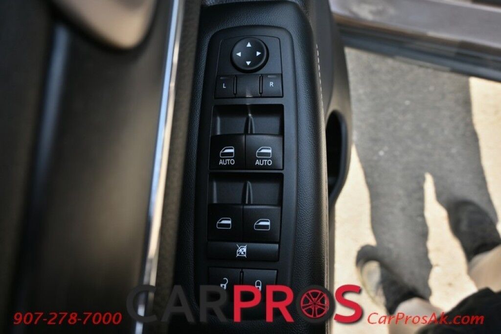 2017 Jeep Grand Cherokee Limited - 4x4 - Luxury Group II - Auto Start - Heated & Cooled Leather Memory Seats - Heated Steering Wheel - 2nd Row Heated Seats - Moonroof - Blind Spot Alert - Power Liftgate - Reverse Camera - Block Heater- 1-Owner Anchorage AK
