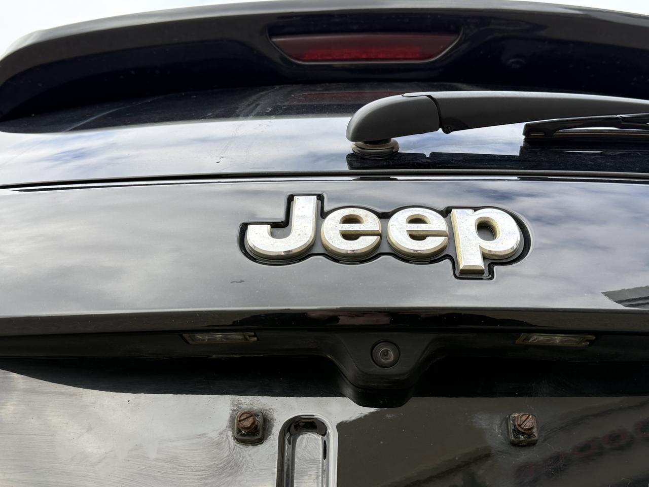 2017 Jeep Grand Cherokee Limited 4WD SUV | V6 Engine | Nappa Leather | Heated Vented | Power Liftgate | Backup Camera Redwater AB