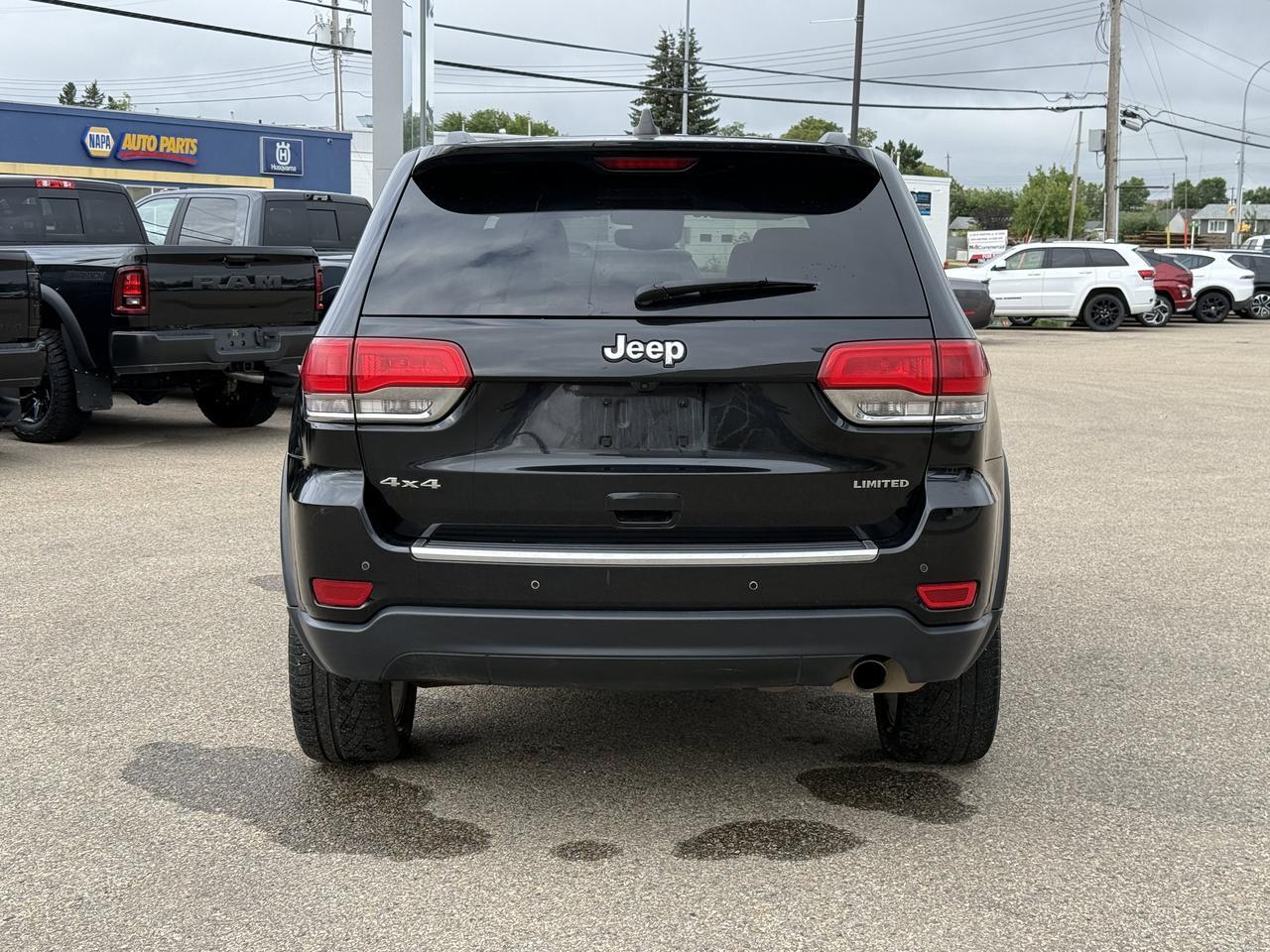 2017 Jeep Grand Cherokee Limited 4WD SUV | V6 Engine | Nappa Leather | Heated Vented | Power Liftgate | Backup Camera Redwater AB