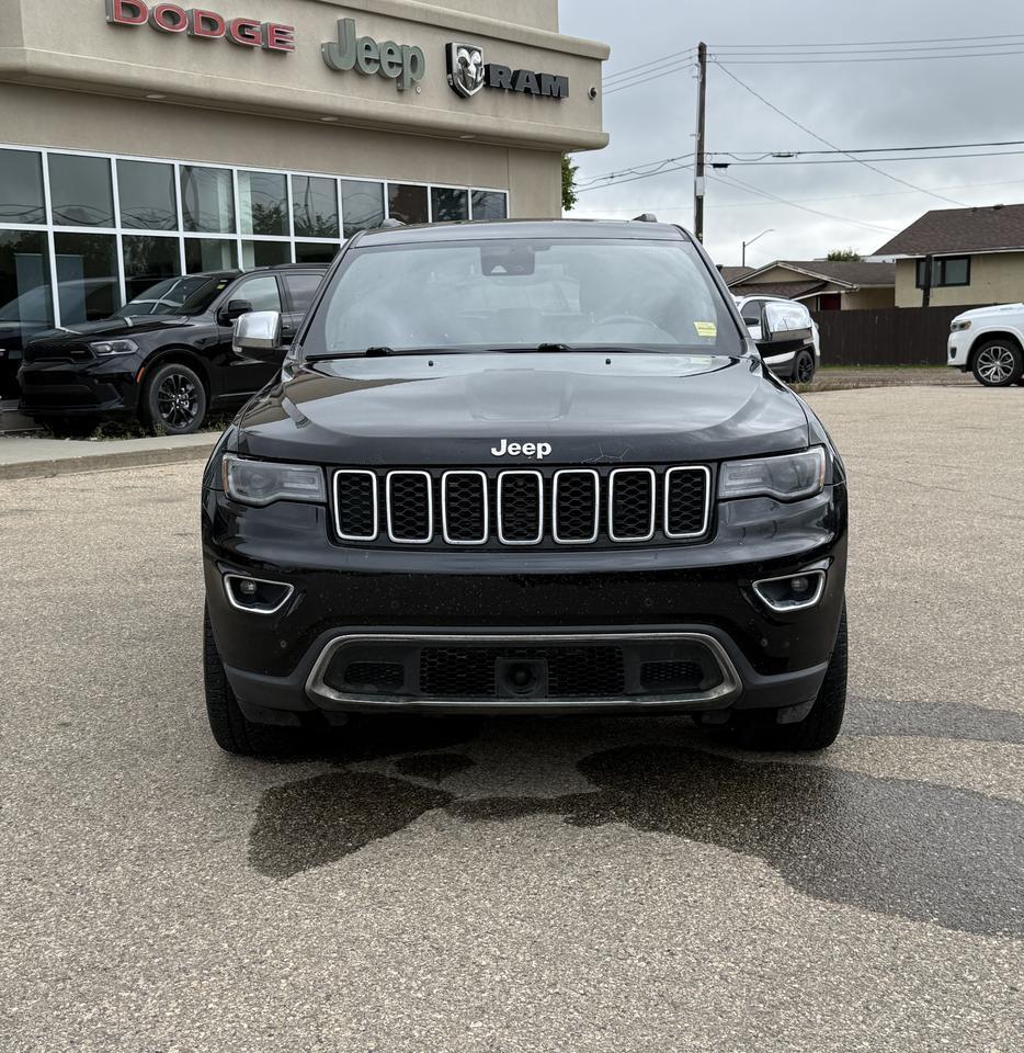 2017 Jeep Grand Cherokee Limited 4WD SUV | V6 Engine | Nappa Leather | Heated Vented | Power Liftgate | Backup Camera Redwater AB