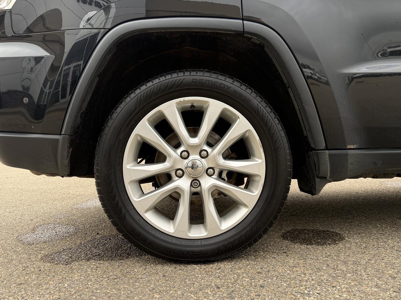 2017 Jeep Grand Cherokee Limited 4WD SUV | V6 Engine | Nappa Leather | Heated Vented | Power Liftgate | Backup Camera Redwater AB