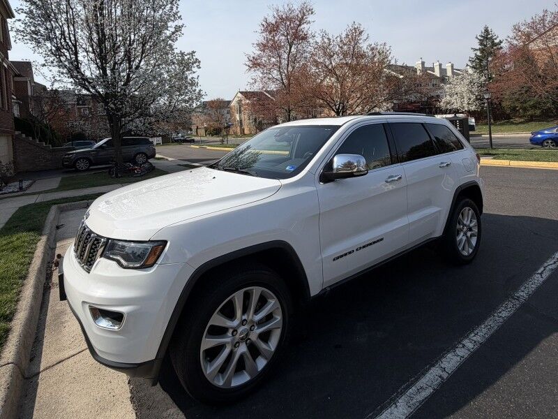 2017 Jeep Grand Cherokee Limited 4WD w/ Luxury Group II