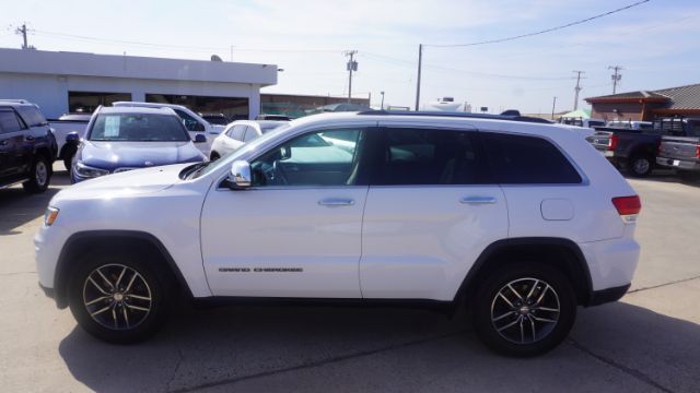 2017 Jeep Grand Cherokee Limited 4x2 Laredo TX