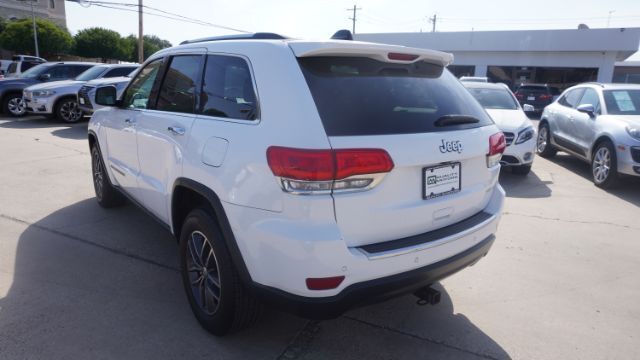 2017 Jeep Grand Cherokee Limited 4x2 Laredo TX
