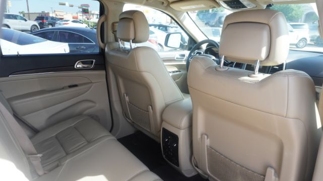 2017 Jeep Grand Cherokee Limited 4x2 Laredo TX