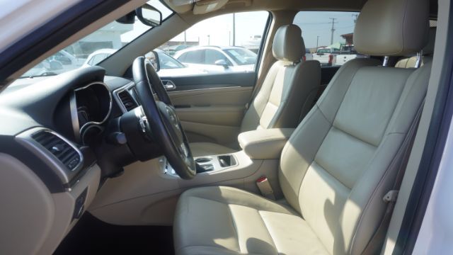 2017 Jeep Grand Cherokee Limited 4x2 Laredo TX