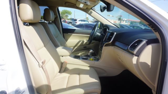 2017 Jeep Grand Cherokee Limited 4x2 Laredo TX