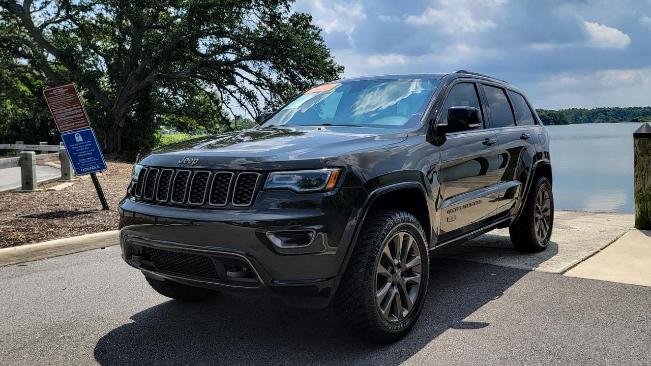 2017 Jeep Grand Cherokee Limited 75th Anniversary Edition 4x4 WITH PANORAMIC SUNROOF, RAIN SENSE