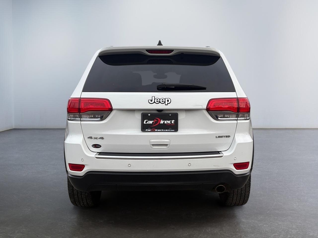 2017 Jeep Grand Cherokee Limited, BACKUP CAMERA, PARKING SENSORS, POWER LIFTGATE, HEATED STEERING WHEEL & SEATS, BLIND SPOT ALERT, LANE KEEP ASSIST, POWER SUNROOF, GET JEEPIN ON THE ROAD! Virginia Beach VA