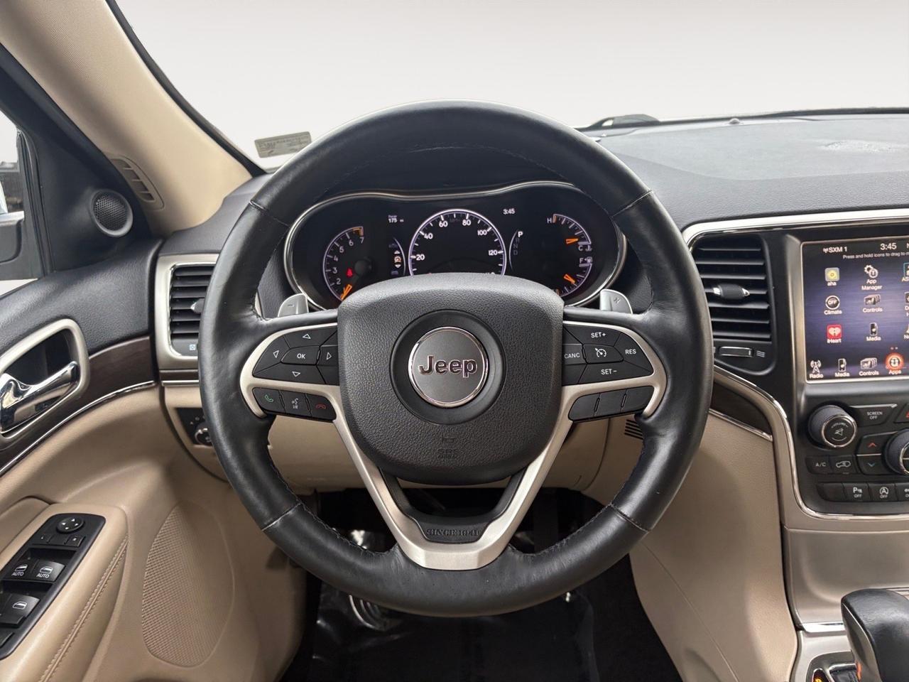 2017 Jeep Grand Cherokee Limited, BACKUP CAMERA, PARKING SENSORS, POWER LIFTGATE, HEATED STEERING WHEEL & SEATS, BLIND SPOT ALERT, LANE KEEP ASSIST, POWER SUNROOF, GET JEEPIN ON THE ROAD! Virginia Beach VA