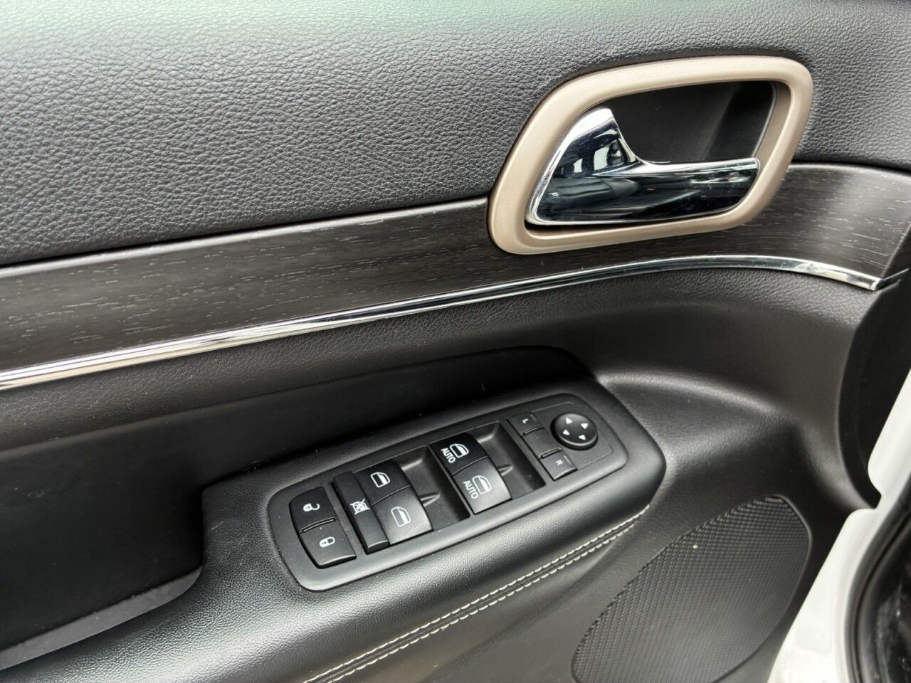 2017 Jeep Grand Cherokee Limited Charlton MA