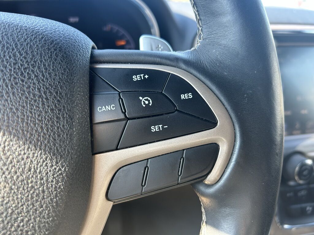 2017 Jeep Grand Cherokee Limited Crestwood KY
