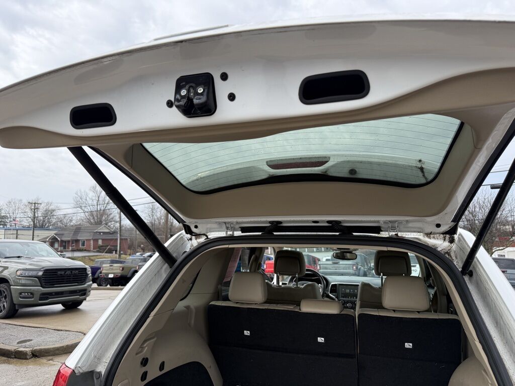 2017 Jeep Grand Cherokee Limited Crestwood KY