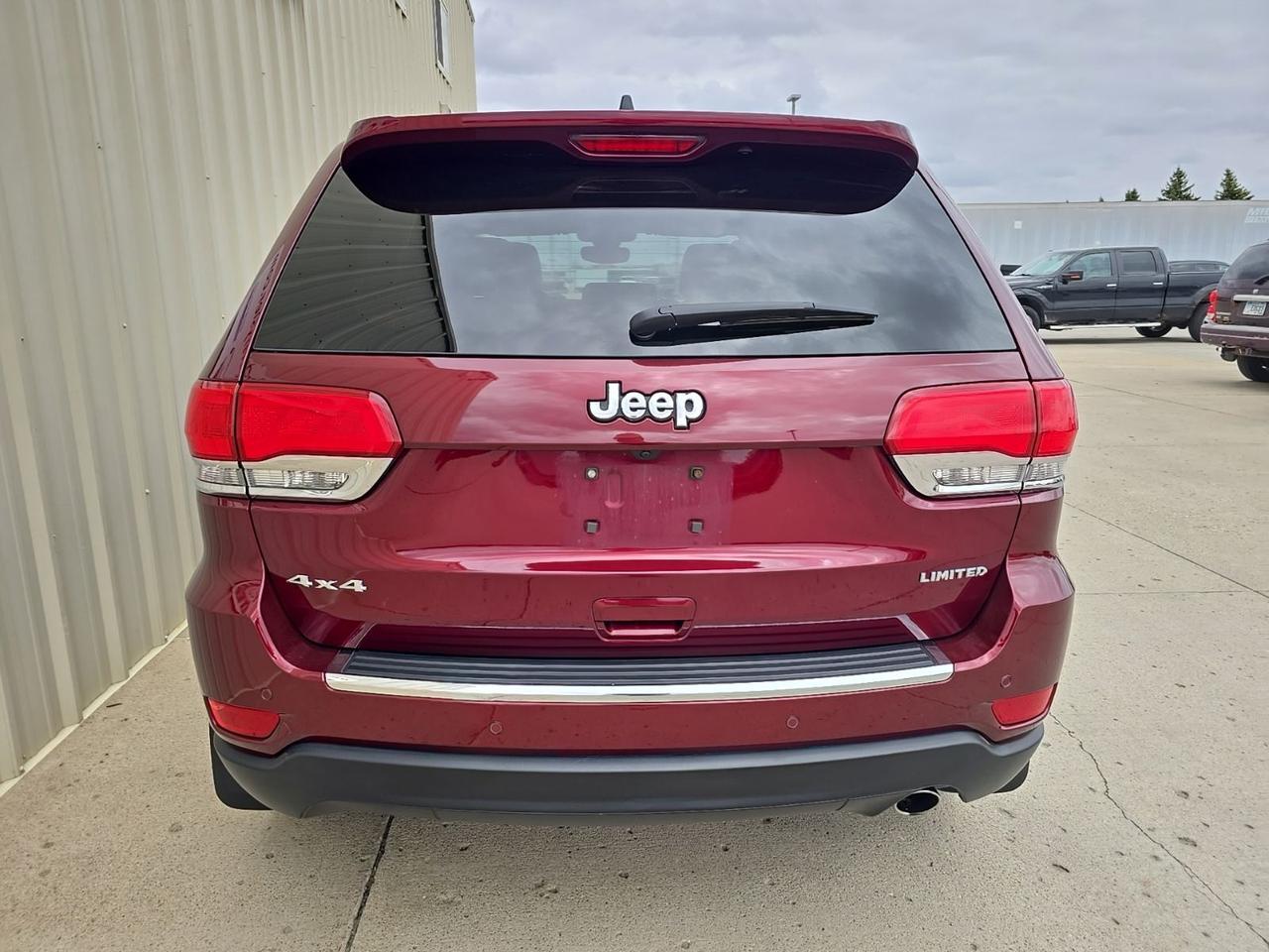 2017 Jeep Grand Cherokee Limited Watertown SD