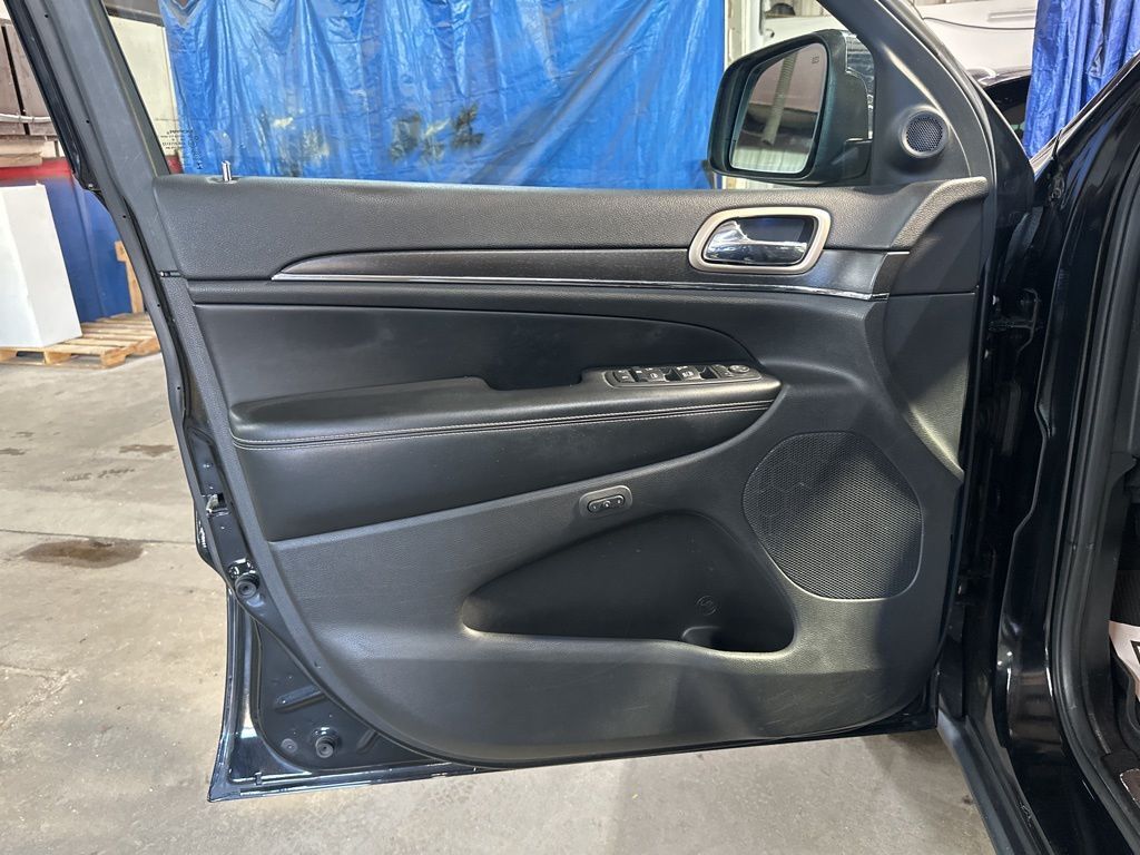 2017 Jeep Grand Cherokee Limited Worcester MA