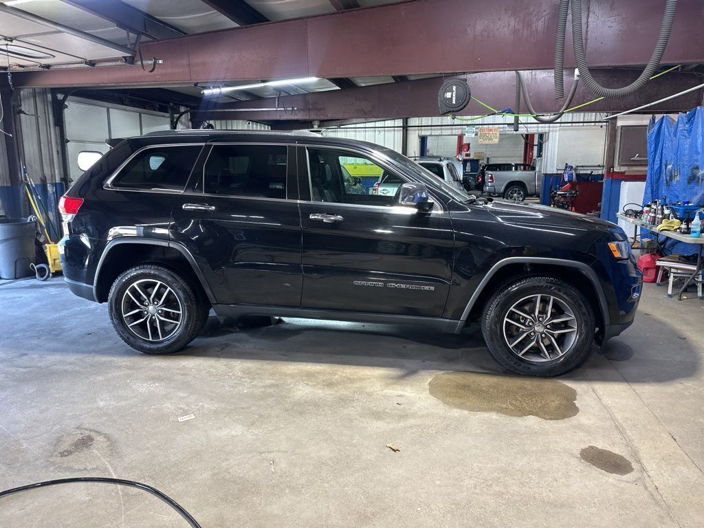 2017 Jeep Grand Cherokee Limited Worcester MA