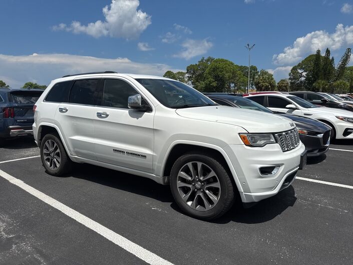 2017 Jeep Grand Cherokee Overland Oshkosh WI