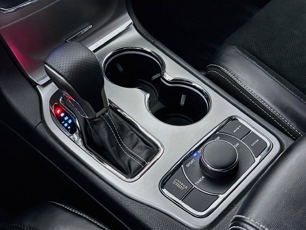 2017 Jeep Grand Cherokee SRT Willowbrook IL