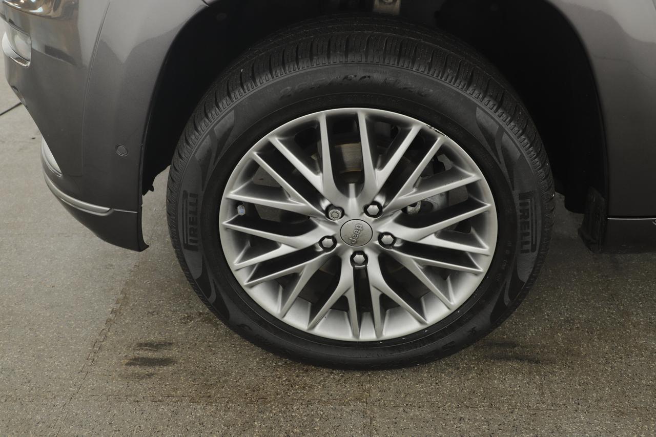 2017 Jeep Grand Cherokee Summit