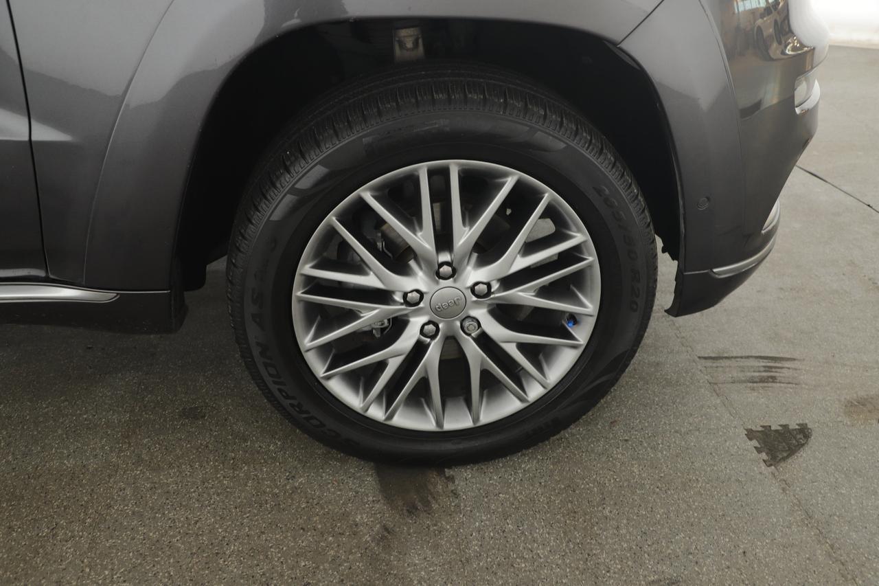 2017 Jeep Grand Cherokee Summit