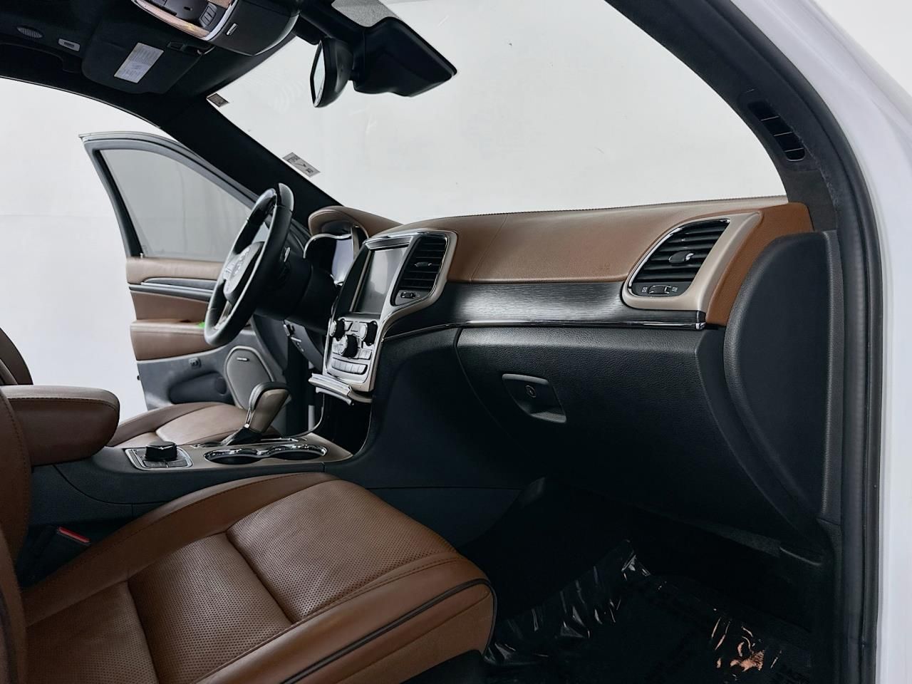2017 Jeep Grand Cherokee Summit Tacoma WA