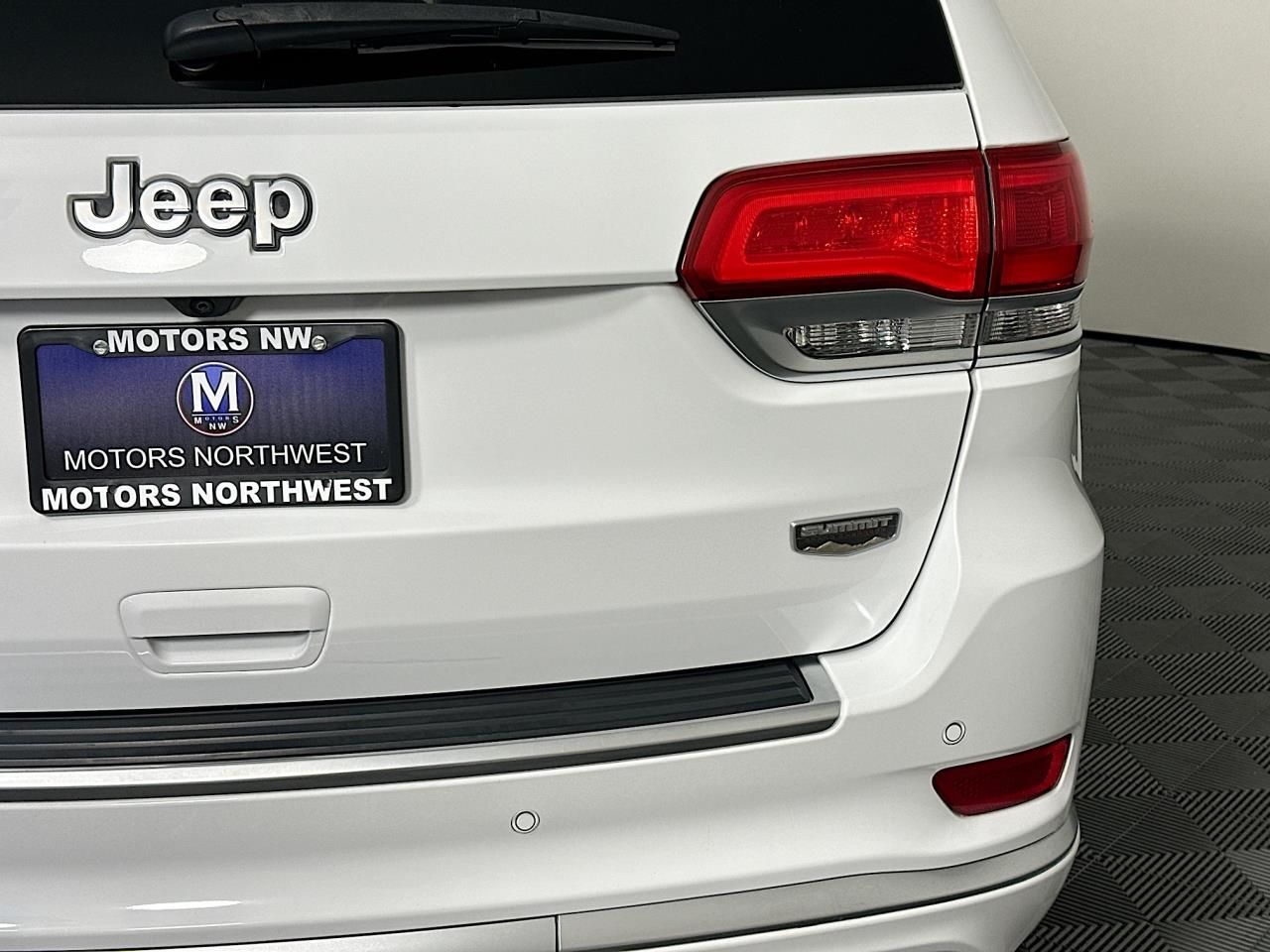 2017 Jeep Grand Cherokee Summit Tacoma WA