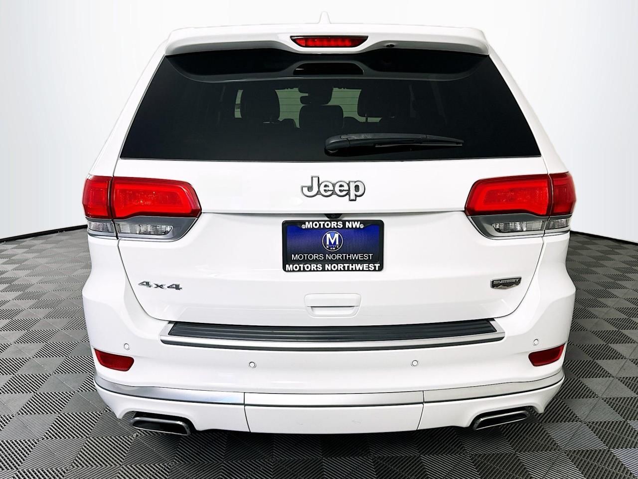 2017 Jeep Grand Cherokee Summit Tacoma WA