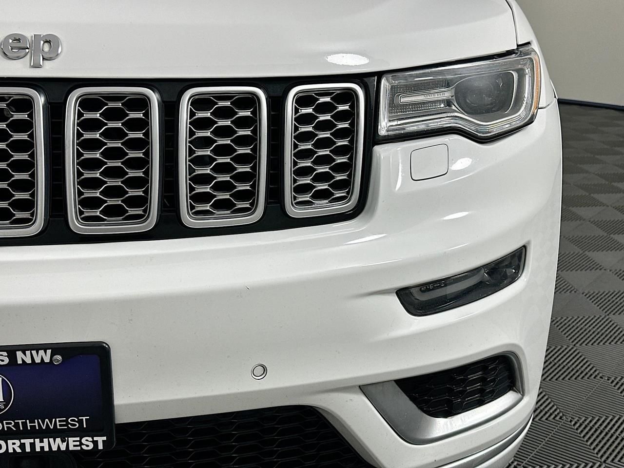 2017 Jeep Grand Cherokee Summit Tacoma WA