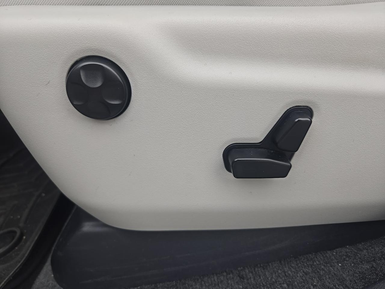 2017 Jeep Grand Cherokee Summit Fredericksburg VA