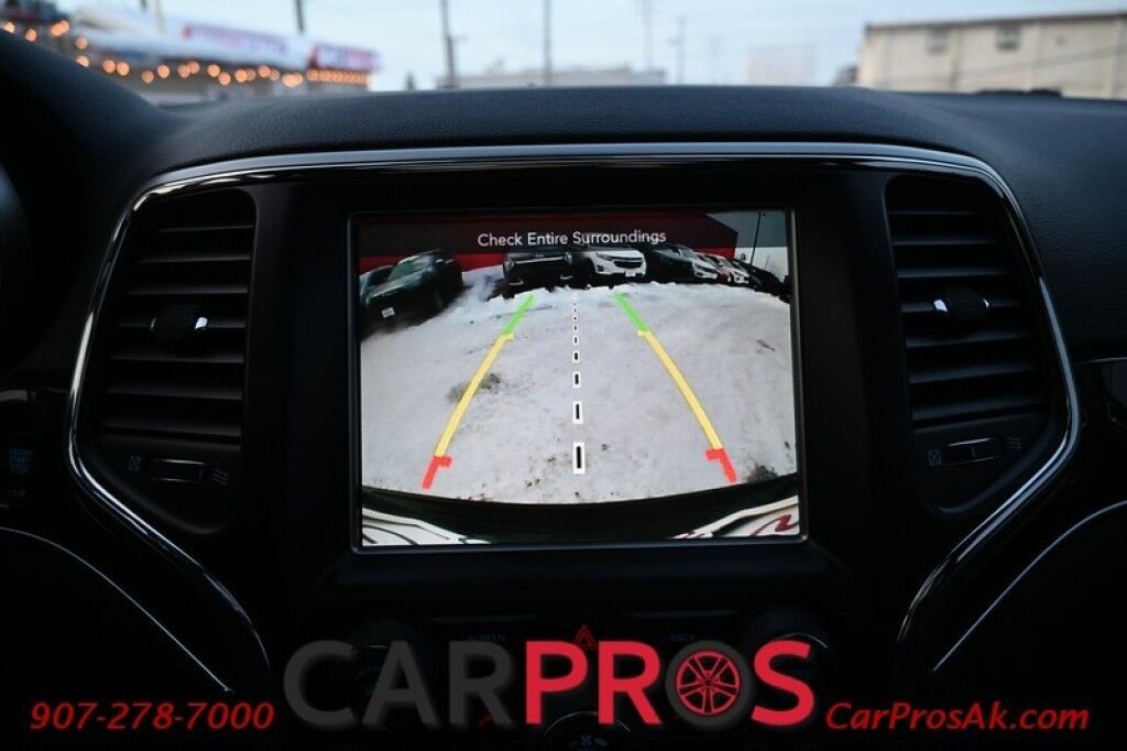 2017 Jeep Grand Cherokee Trailhawk - 3.6L V6 - Luxury Group - Front Leather Heated/Cooled Seats - 2nd Row Heated Seats - Heated Steering Wheel - Remote Start - Bluetooth - Backup Camera - Fog Lights - Tow Pkg Anchorage AK