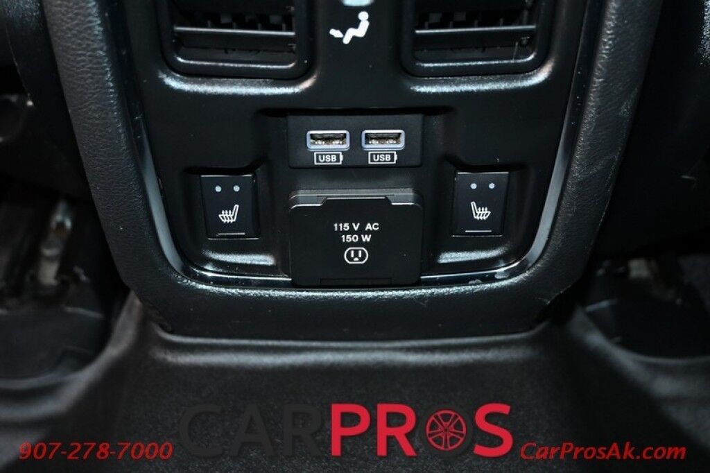 2017 Jeep Grand Cherokee Trailhawk - 3.6L V6 - Luxury Group - Front Leather Heated/Cooled Seats - 2nd Row Heated Seats - Heated Steering Wheel - Remote Start - Bluetooth - Backup Camera - Fog Lights - Tow Pkg Anchorage AK