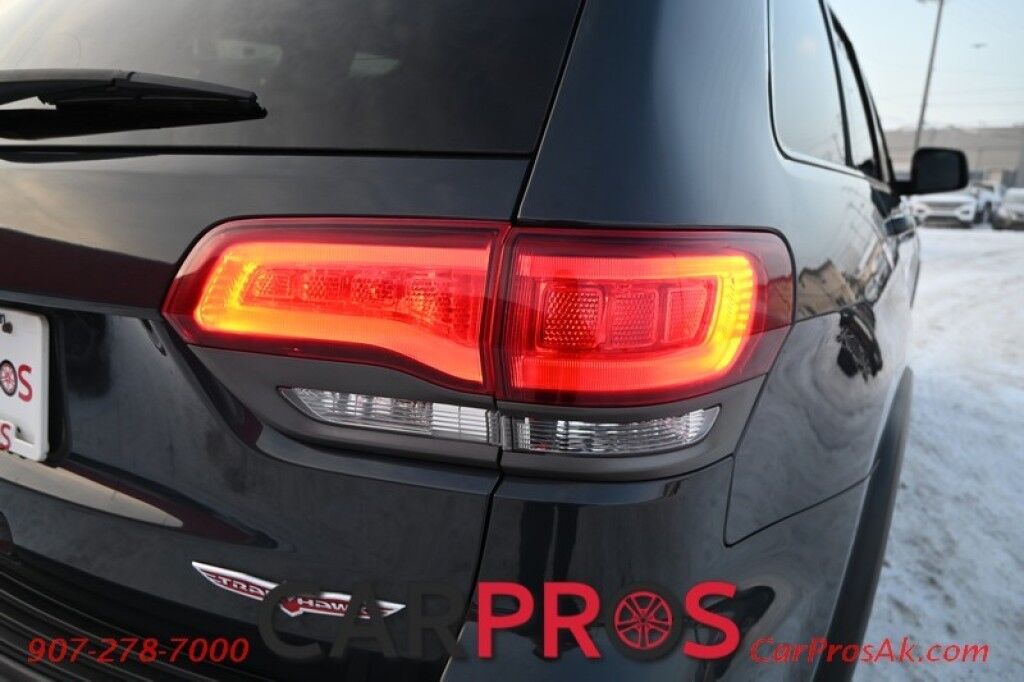 2017 Jeep Grand Cherokee Trailhawk - 3.6L V6 - Luxury Group - Front Leather Heated/Cooled Seats - 2nd Row Heated Seats - Heated Steering Wheel - Remote Start - Bluetooth - Backup Camera - Fog Lights - Tow Pkg Anchorage AK