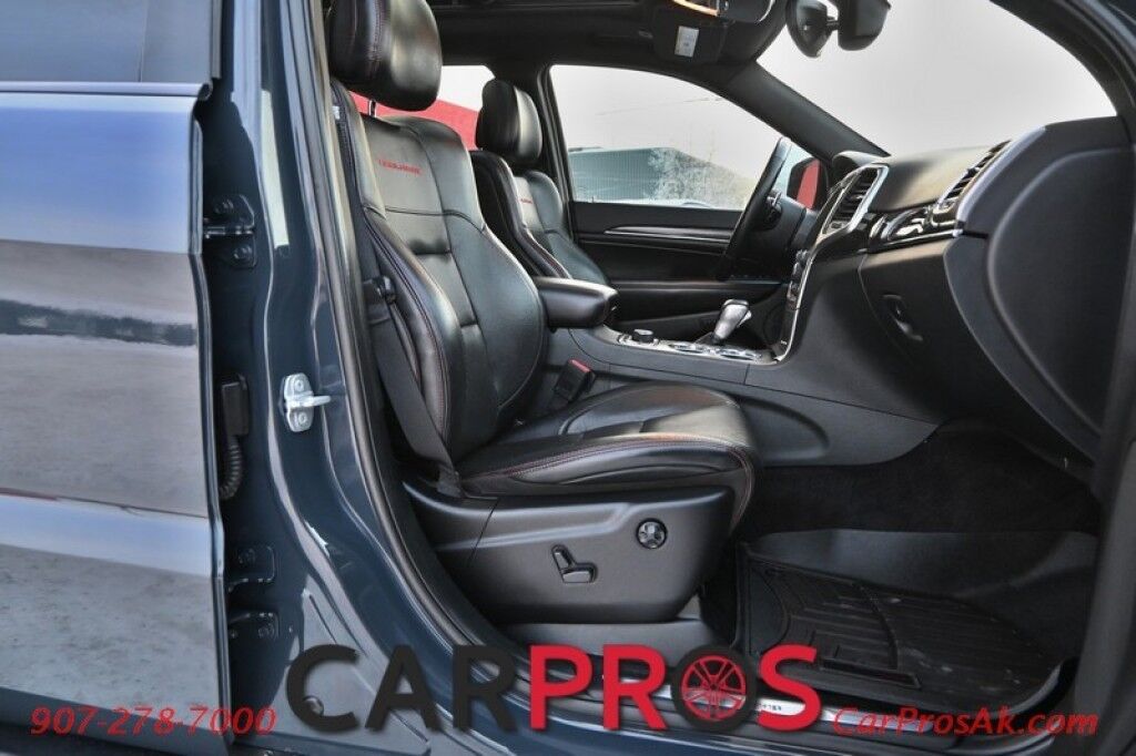 2017 Jeep Grand Cherokee Trailhawk - 3.6L V6 - Luxury Group - Front Leather Heated/Cooled Seats - 2nd Row Heated Seats - Heated Steering Wheel - Remote Start - Bluetooth - Backup Camera - Fog Lights - Tow Pkg Anchorage AK