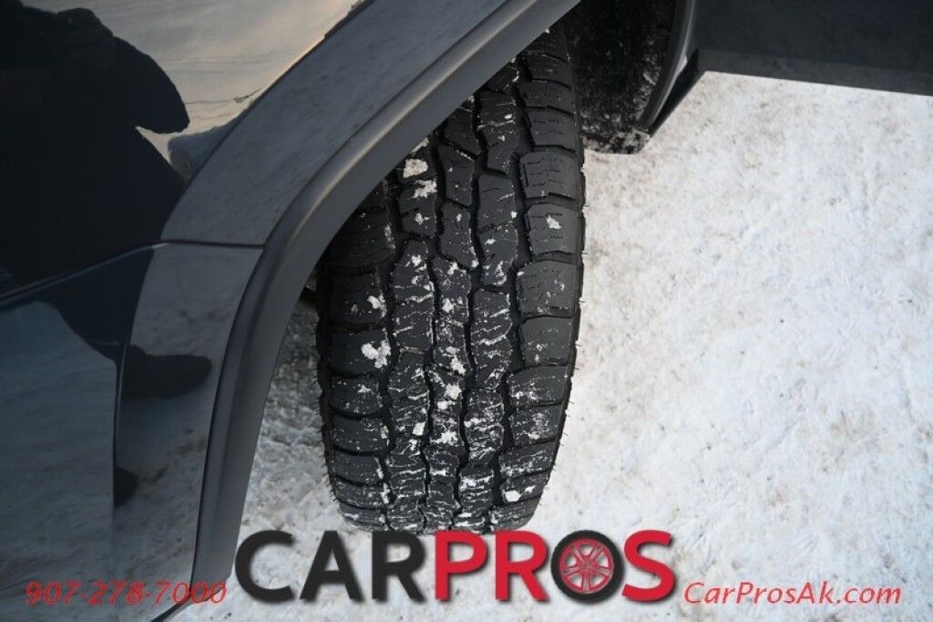 2017 Jeep Grand Cherokee Trailhawk - 3.6L V6 - Luxury Group - Front Leather Heated/Cooled Seats - 2nd Row Heated Seats - Heated Steering Wheel - Remote Start - Bluetooth - Backup Camera - Fog Lights - Tow Pkg Anchorage AK