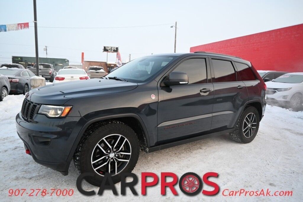 2017 Jeep Grand Cherokee Trailhawk - 3.6L V6 - Luxury Group - Front Leather Heated/Cooled Seats - 2nd Row Heated Seats - Heated Steering Wheel - Remote Start - Bluetooth - Backup Camera - Fog Lights - Tow Pkg Anchorage AK