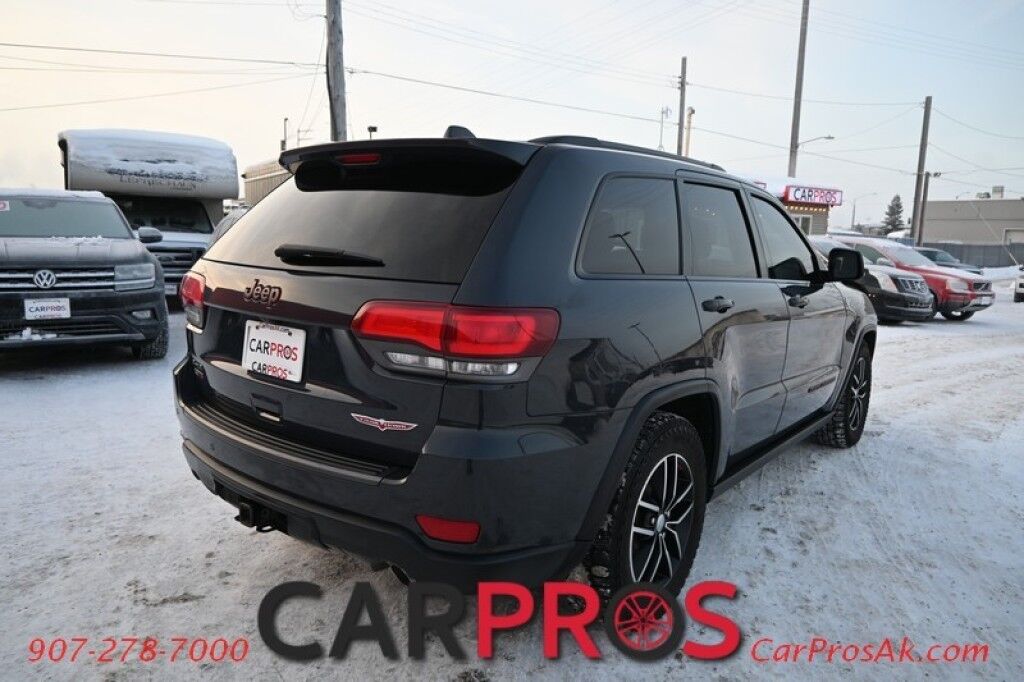 2017 Jeep Grand Cherokee Trailhawk - 3.6L V6 - Luxury Group - Front Leather Heated/Cooled Seats - 2nd Row Heated Seats - Heated Steering Wheel - Remote Start - Bluetooth - Backup Camera - Fog Lights - Tow Pkg Anchorage AK