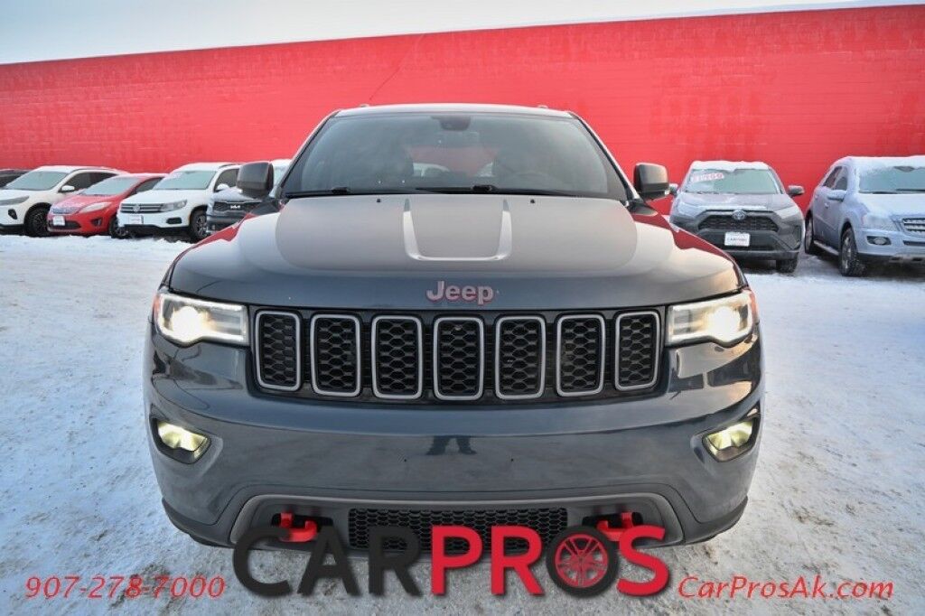 2017 Jeep Grand Cherokee Trailhawk - 3.6L V6 - Luxury Group - Front Leather Heated/Cooled Seats - 2nd Row Heated Seats - Heated Steering Wheel - Remote Start - Bluetooth - Backup Camera - Fog Lights - Tow Pkg Anchorage AK